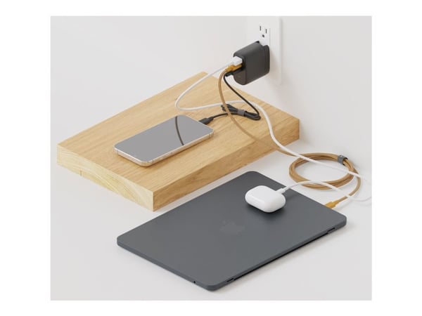 Native Union Fast Gan Charger Pd 67W, Sisätila, AC, musta
