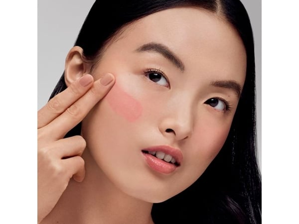 Estée Lauder Futurist Blushmaker Stolen Glance 10 ml