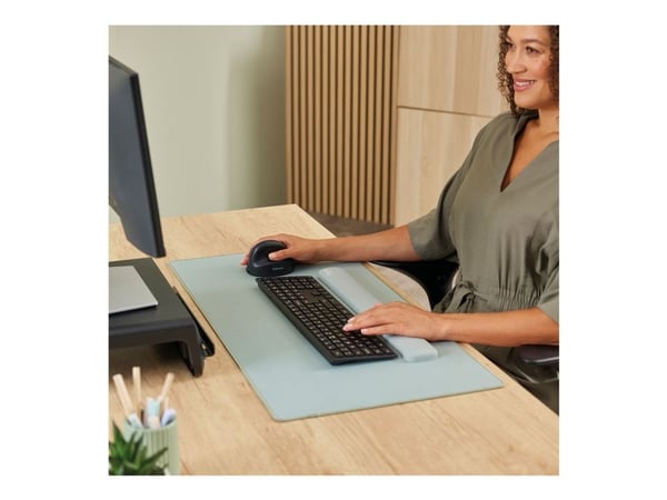 Fellowes Breyta - Vertikal mus - ergonomisk - medium - högerhänt - optisk - 5 knappar - trådlös - Bluetooth, 2.4 GHz, USB-C - svart