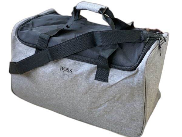 Hugo Boss sportsbag i polyester, grå, for menn