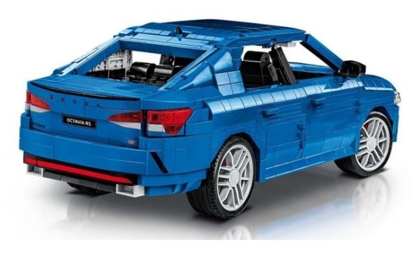 COBI Škoda Octavia RS, Byggeklosser, 10 år, 2405 stk.