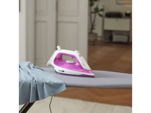 Braun TexStyle 5 SI 5225, Dampstrykejern, 2 m, 200 g/min, Rosa, Hvit, 50 g/min, 0,3 l