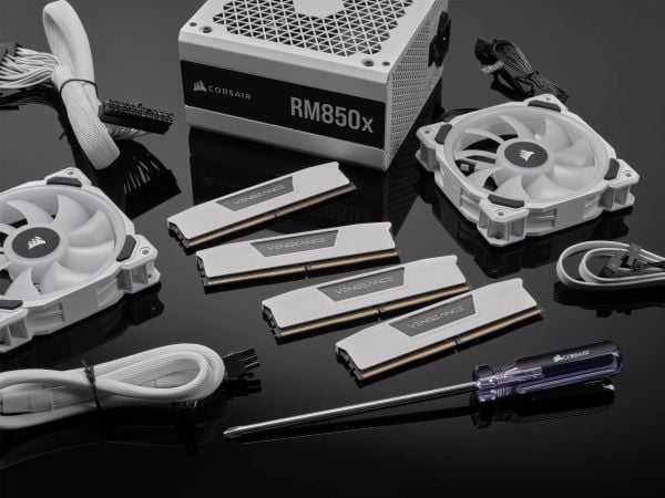 CORSAIR VENGEANCE DDR5 32GB (2x16) DDR5 6400