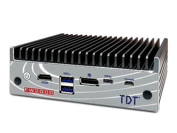 TDT FW2000, 8000 MB, DDR4, 2600 MHz, IPSec, Koblet med ledninger (ikke trådløs), USB