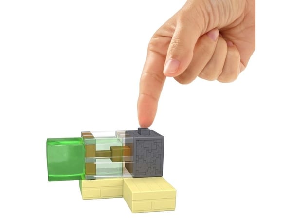 Minecraft Redstone Charged Figure and Mechanism Assortment, 6 vuosi/vuosia, Monivärinen, Muovi