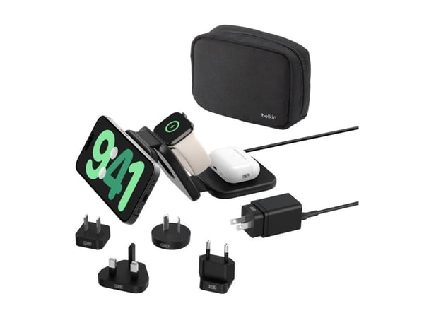 Belkin BoostCharge Pro 3-in-1 - Trådløs ladepute - magnetisk med Qi2 + AC-strømadapter - 15 watt - 3 A