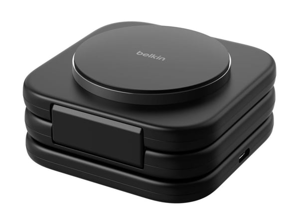Belkin BoostCharge Pro 3-in-1 - Trådløs ladepute - magnetisk med Qi2 + AC-strømadapter - 15 watt - 3 A