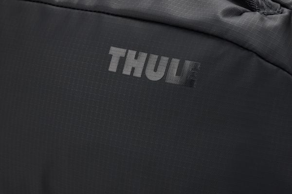 Thule Tact - Bältesväska för surfplatta - 5L - 100% recycled 420D polyester with PU face coat - svart - 7"