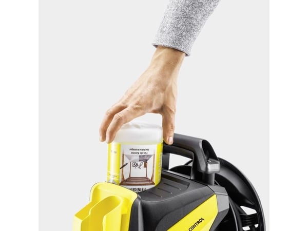 Høytrykksvasker K 4 Premium Power Control Flex Home (gul/svart, med smussblåser, slangetrommel og overflaterens T 5)