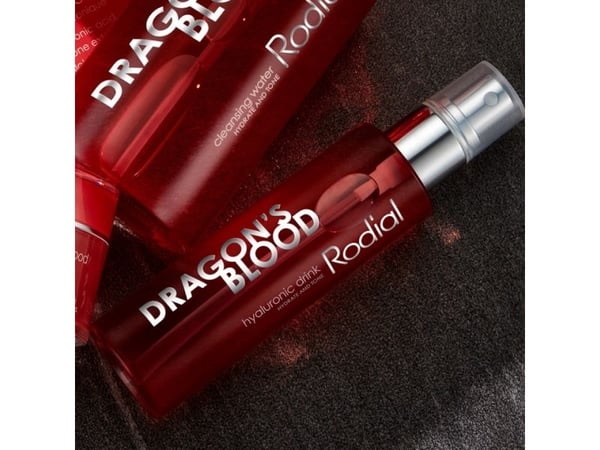 Rodial Dragon's Blood Hyaluronic Drink Face Mist - 30 ml