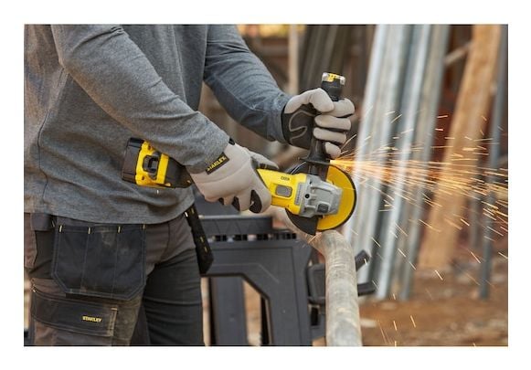 Fatmax SFMCG710M1TQW