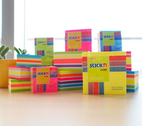 Selvklebende notatlapper kub, mix 7 farger neon og pastell