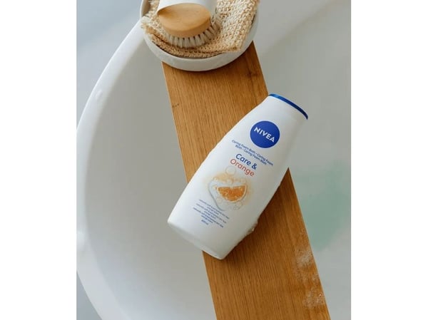 Nivea Care & Orange Shower Gel 650 ml