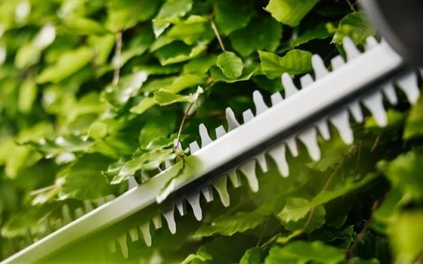 Gardena 14735-55, 55 cm, Dobbeltblad, Grå, 1,7 cm, Batteri, 124 W