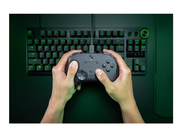 Razer Wolverine V3 8K - Tournament Edition - håndkonsoll - 13 knapper - kablet - for PC