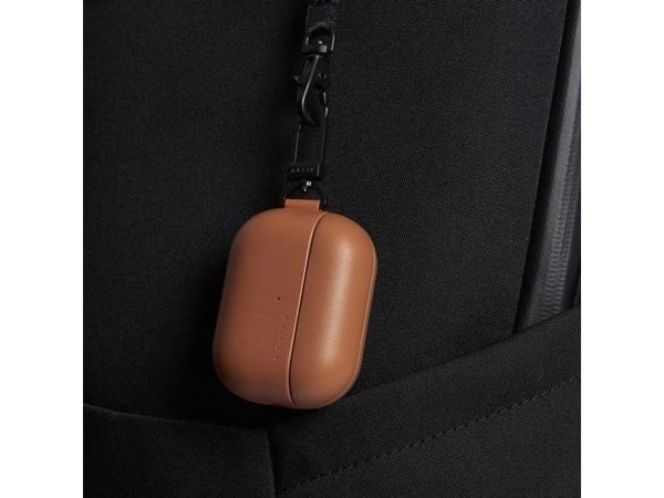 Mujjo Echelon AirPod Pro 2. sukupolven laitteelle - ruskea väri