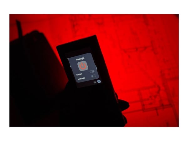 HMD Terra M - 4G-ominaisuuspuhelin - dual-SIM - RAM-muisti 2 Gt / Sisäinen muisti 32 Gt - microSD-korttipaikka - 640 x 480 pikseliä (60 Hz) - takak...