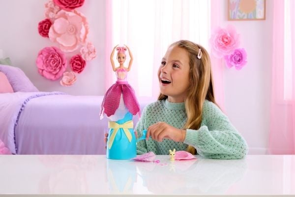 Barbie Flower Reveal Pink Tulip (blonde)