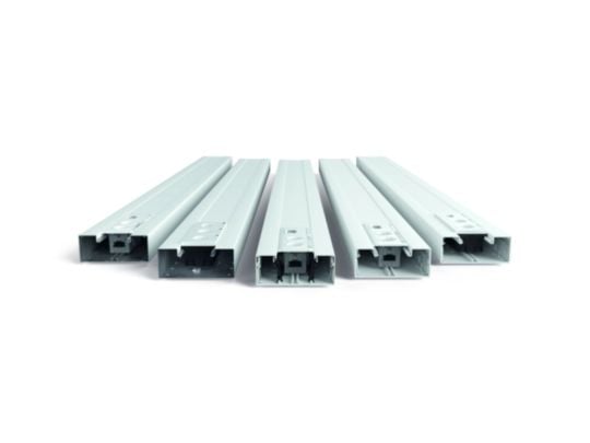 Hager BR7013017035, Topp-panel, Lysegrå, Polyvinylklorid (PVC), 130 mm, 2000 mm