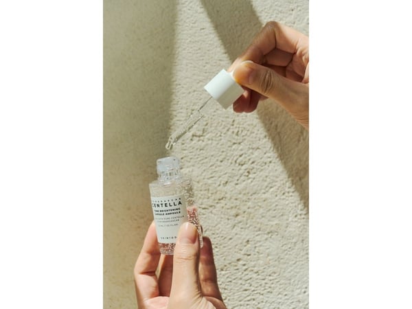 SKIN1004 Madagascar Centella Tone Brightening Capsule Ampoule 100 ml