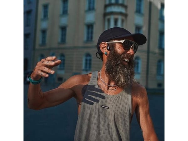 Suunto Wing 2 - Hodetelefoner med mikrofon - åpent øre - bak-nakken-montering - Bluetooth - trådløs - svart