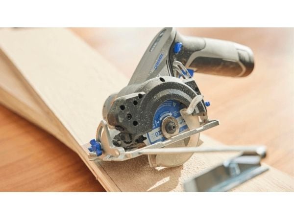 Dremel 12V akkupiirisaha laserilla CS12V-S1 akkupiirisaha (F013CS12JA)