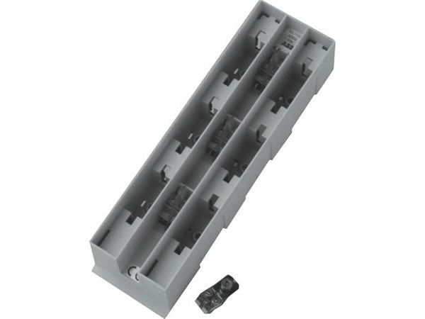 ABB:n sulakelenkki kaksinkertainen DIN 002 merkinnän A mukaan: max 63 kaapelin poikkileikkaus: 6-25 mm² asennusleveys 105 mm