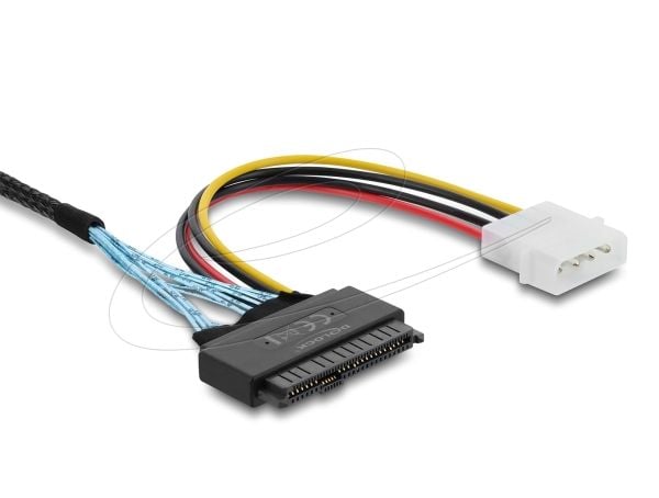 Delock PCIe 4.0-kabel Slim SAS SFF-8654 8i til 2 x U.2 SFF-8639 hunn + strømkontakt 0,5 m