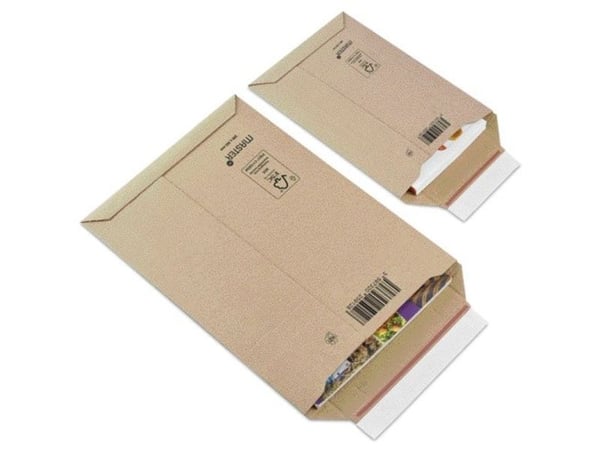 Bølgepap kuvert, Master'in Performance 330 x 490 mm, Kort side åben, A3 med selvklæbende flap med af - (100 stk.)