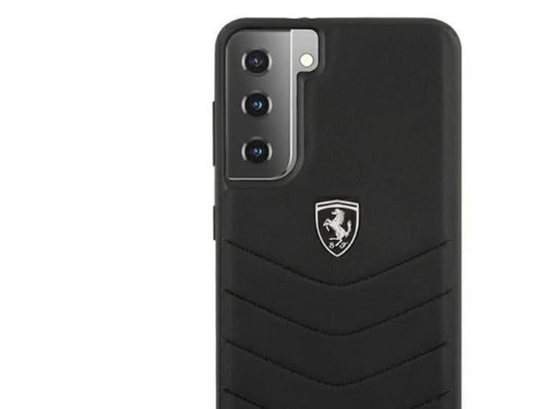 Ferrari FEHQUHCS21MBK S21+ G996 svart/svart hardt etui Off Track Quilted