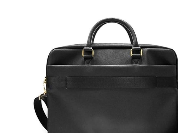 Bag Guess Guess Bag GUCB15PUSASBK 15" svart/svart Saffiano Script