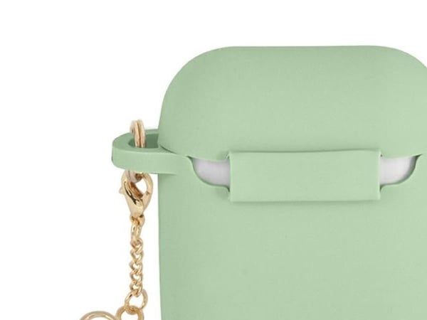 Guess GUA2LSCHSN AirPods-skal grön/grön silikoncharm hjärta - Heart Collection
