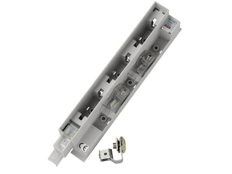 ABB:n sulakekytkinluettelo DIN 001 ref. rating A: max 160Kaapelin poikkileikkaus: 10-95mm²Asennusleveys 70mm