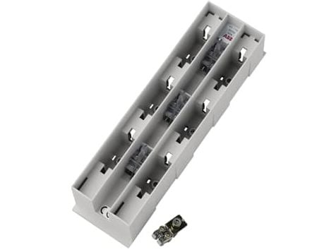 ABB:n sulakelenkki kaksinkertainen DIN 002 merkinnän A mukaan: max 63 kaapelin poikkileikkaus: 6-25 mm² asennusleveys 105 mm