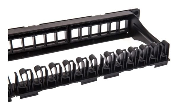 Techly I-KS PP-24-DEN, RJ-45, U/UTP (UTP), Telinekiinnitys, 1U, Musta, -40 - 68 °C