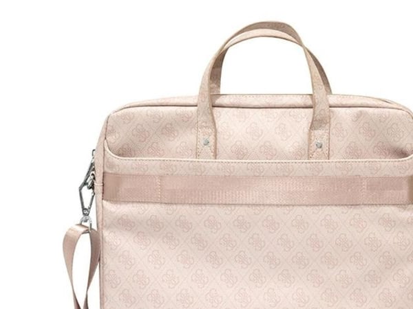 Guess Saffiano 4G trekantlogo-veske til 16" laptop - rosa