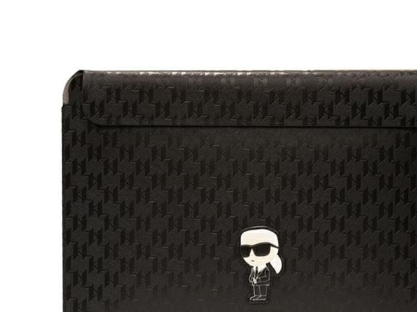 Fodral Karl Lagerfeld Sleeve KLCS14SAKHPKK 14" Svart Saffiano-monogram Ikonik (3666339170523)