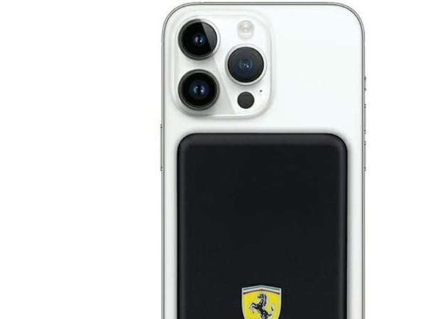 Ferrari powerbank Metal Logo MagSafe 15W 5000mAh - svart