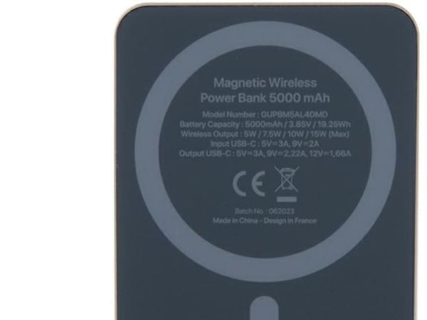 Guess induktiv powerbank 15W GUPBM5AL4DMD 5000 mAh gull MagSafe 4G