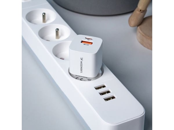 Wozinsky nettlader Wozinsky CMWCW 20W USB-C/USB-A hvit
