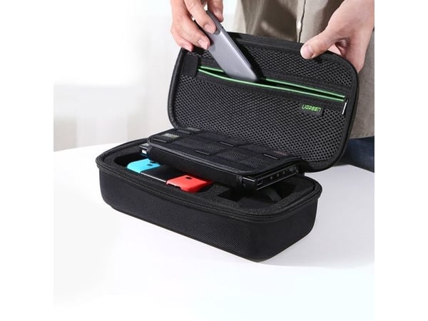 Ugreen etuiboks for Nintendo Switch og tilbehør S 26,5 x 10 x 13,5 cm svart (50275 LP145)