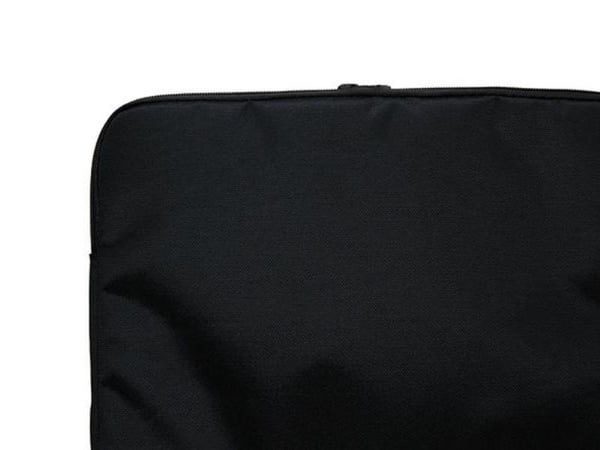 BMW Carbon & Blue Stripe laptopfodral för 16" - svart