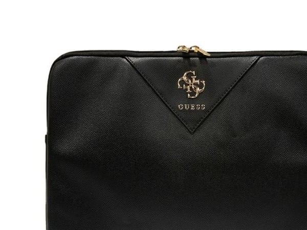 Guess etui Guess Triangle 4G Sleeve til 15"/16" notebook (svart)