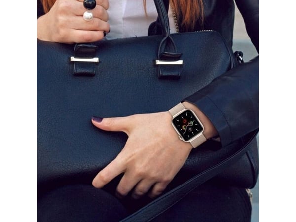 Armbånd Apple Watch 4 / 5 / 6 / 7 / SE (38 / 40 / 41 mm) Tech-Protect Milaneseband sølv