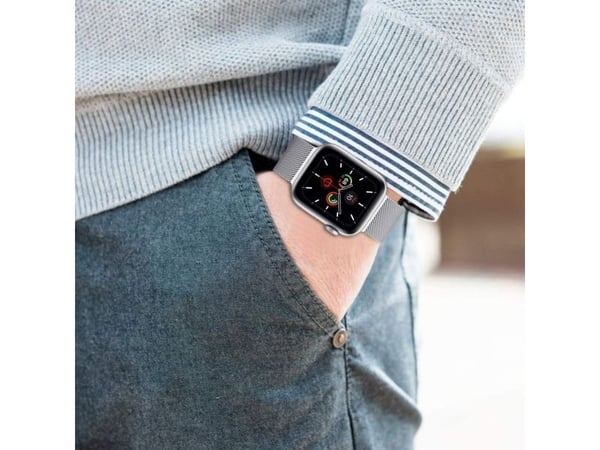 Tech-Protect armband för APPLE WATCH 4/5/6/7/8/SE (38/40/41 mm) Tech-Protect milaneselänk Starlight