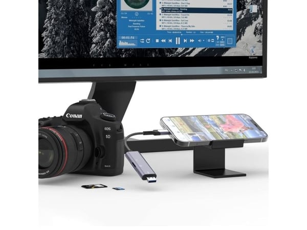 Tech-Protect UltraBoost SD / micro SD -kortinlukija Lightning / USB-A-liittimellä - harmaa