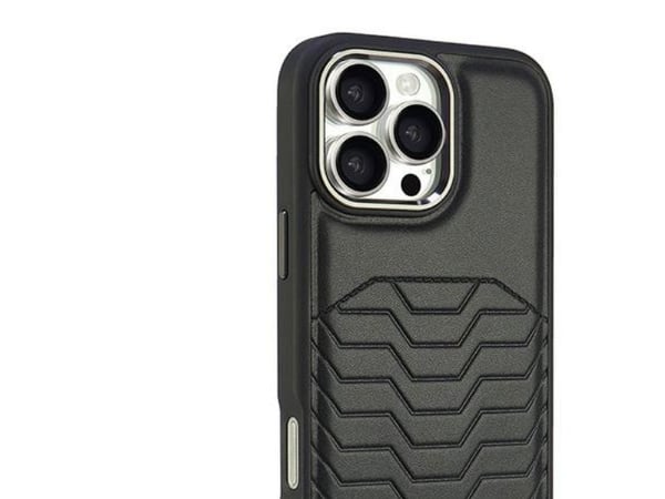 Audi syntetisk lær MagSafe iPhone 16 Pro Max 6,9" hardcase svart/svart AU-TPUPCMIP16PM-GT/D3-BK
