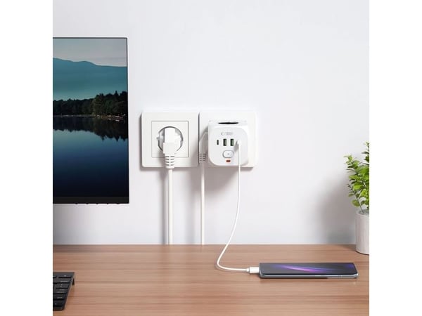 TECH-PROTECT PCL3X4 POWER SOCKET 2 USB & 2 TYPE-C & 3 SOCKET WHITE