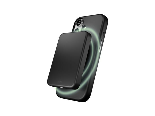 Pure Icon Mag Pro Liquid Silicone Case for iPhone 17 kompatibel med MagSafe, med kamerabeskyttelse og knapper i aluminium - sort