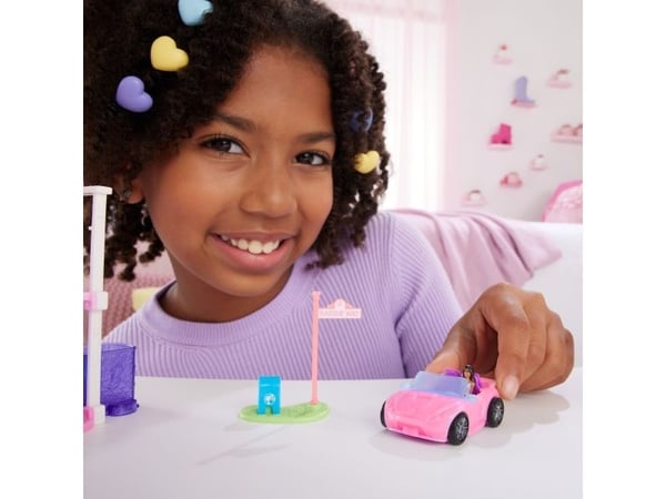 Barbie Mini Barbieland Convertible